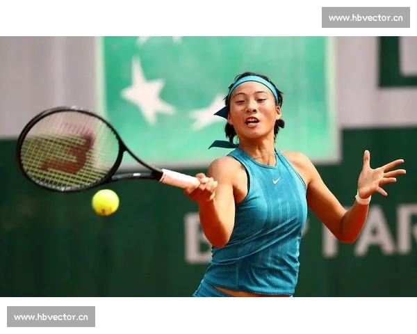 鏖战三盘难破温网魔咒!郑钦文决胜盘崩盘,连续三年止步首轮 鏖战三盘难破温网魔咒!郑钦文决胜盘崩盘,连续三年止步首轮